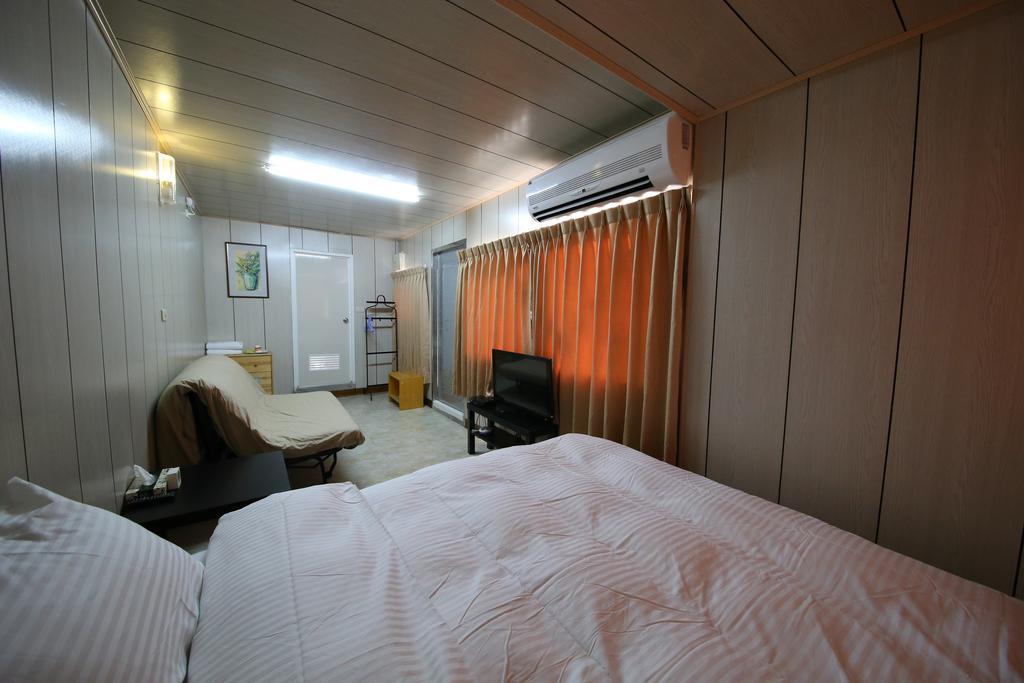 Mei Ru Car Rent Homestay Heng-ch'un Exterior foto